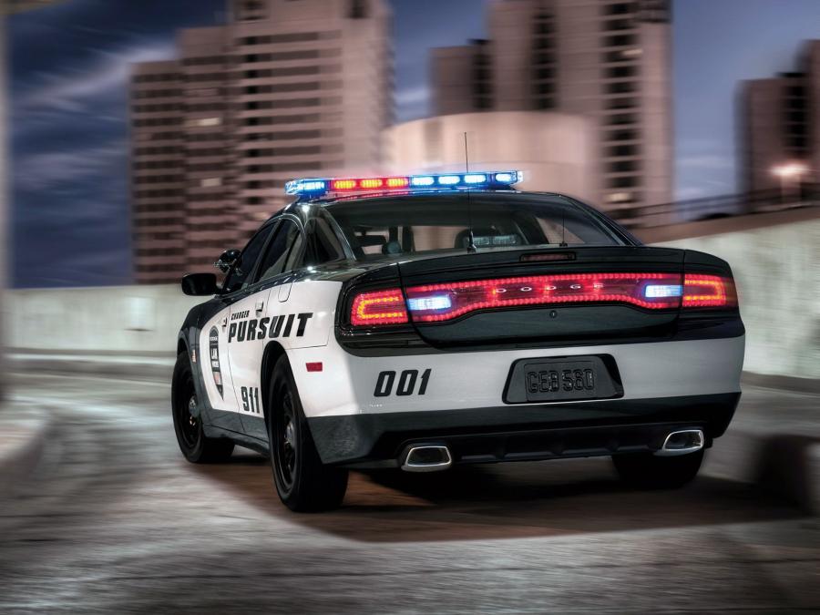  Dodge Charger Pursuit Police 2010 года  (фото 3 из 50)